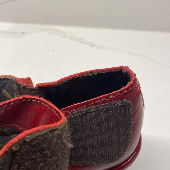 FLY London Crossover Mary Jane Wedge RED Portugal Adjustable Womens Size - Picture 8 of 12